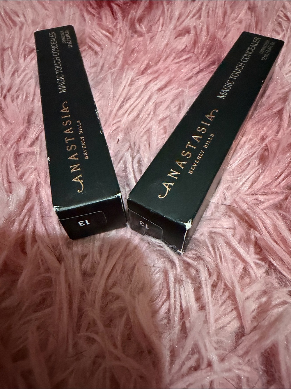 Anastasia Beverly Hills Magic Touch Concealer Boxes - Black & Gold 13 (2)